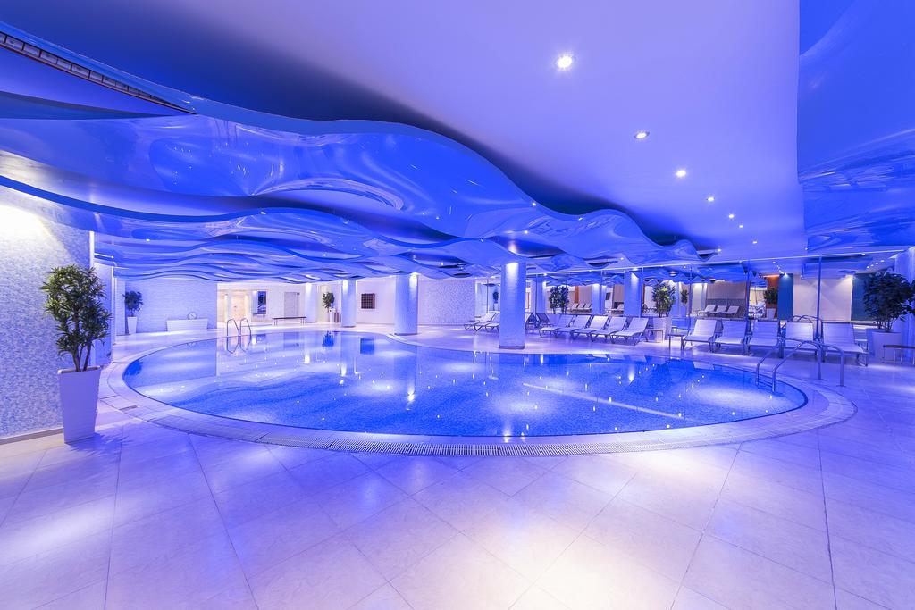 Hotel Grand Swiss Erbil Esterno foto